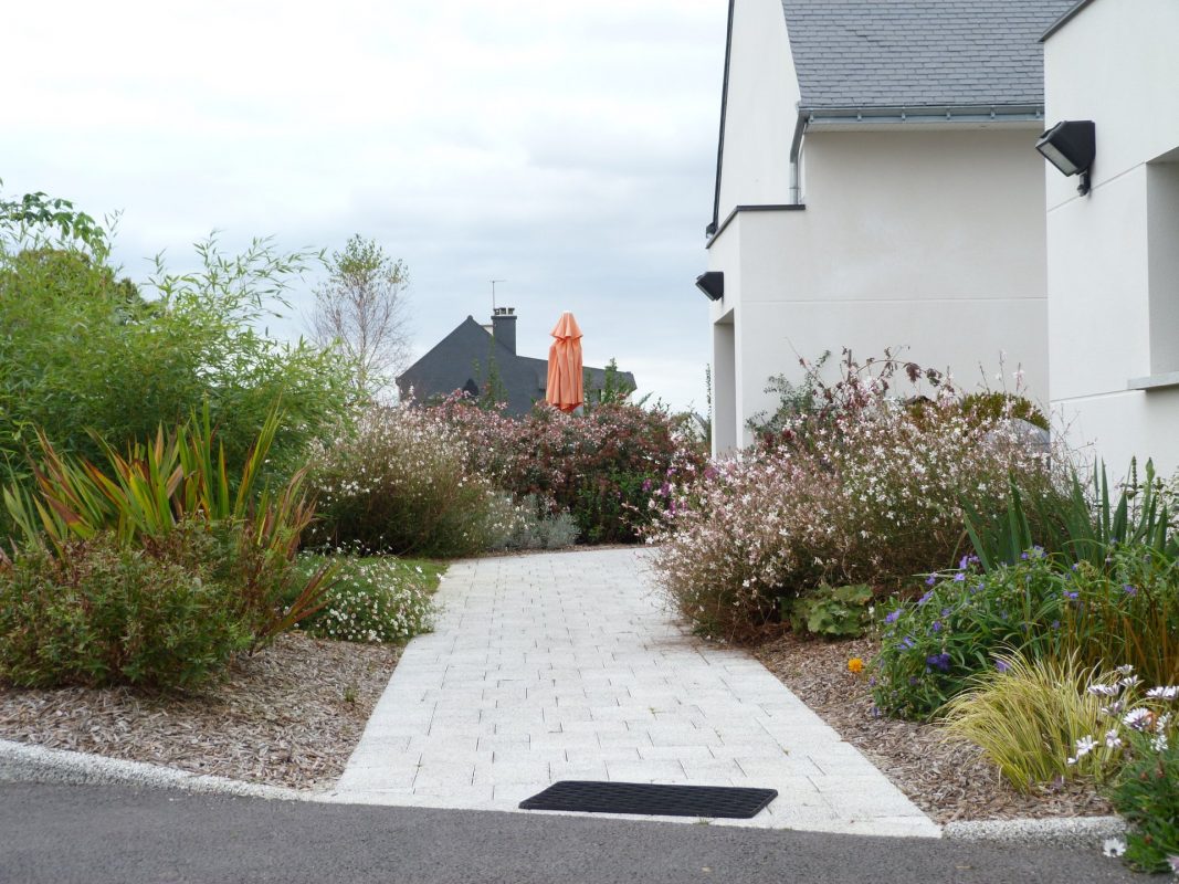 entrée de maison - Création d'aménagements extérieurs morbihan